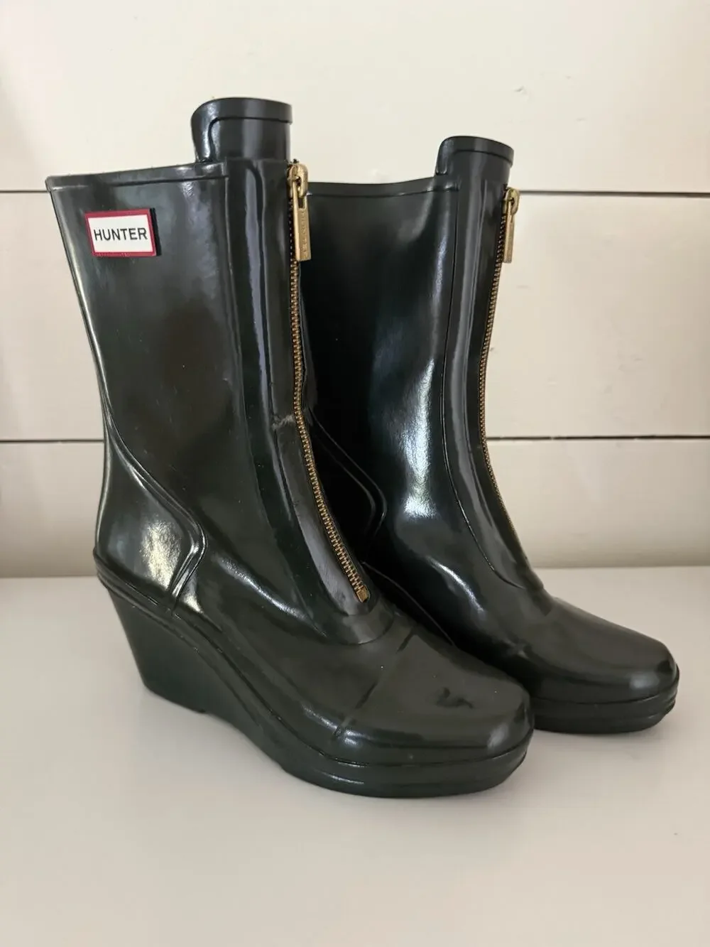 Hunter Zip Wedge Heeled Rain Boots In Green Rubber Midcalf 6